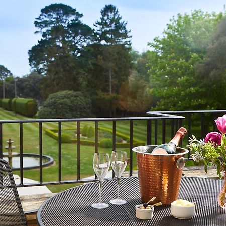 Macdonald Elmers Court Resort 리밍톤 외부 사진